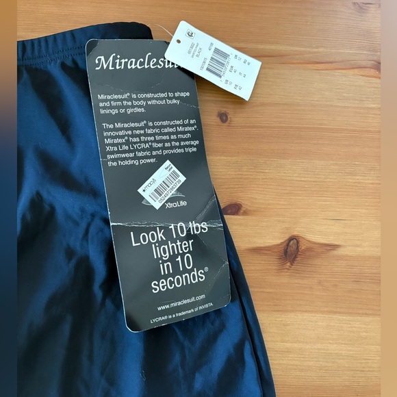 Miraclesuit Black Swim Skirt Size 10 New with Tags! - Picture 7 of 13